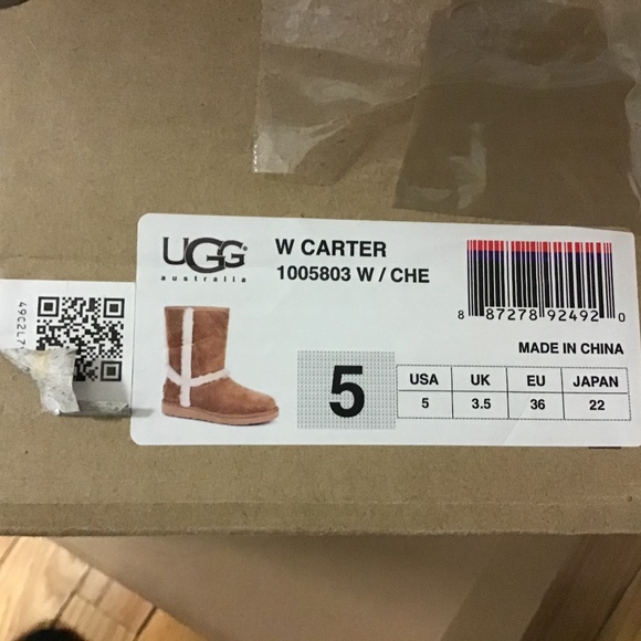 Ugg Boots  W Carter - Picture 8 of 8